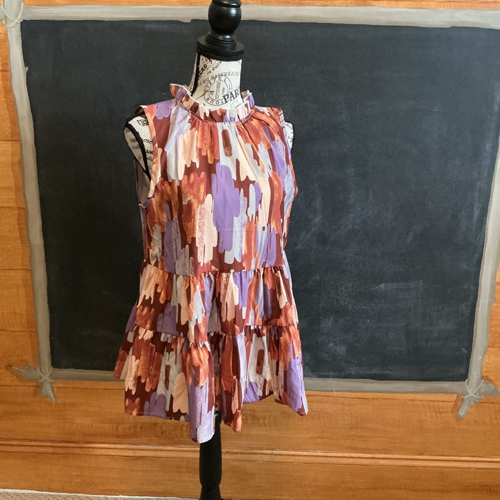 NWT Sleeveless Abstract ruffle Print Top small